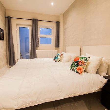 Luxury Fulham 3 Bedroom Garden House Лондон Экстерьер фото