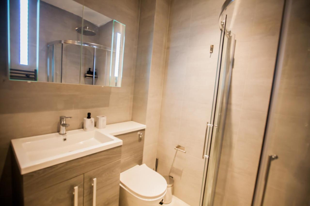 Luxury Fulham 3 Bedroom Garden House Лондон Экстерьер фото