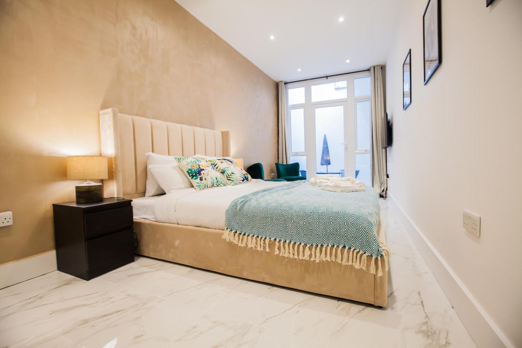 Luxury Fulham 3 Bedroom Garden House Лондон Экстерьер фото